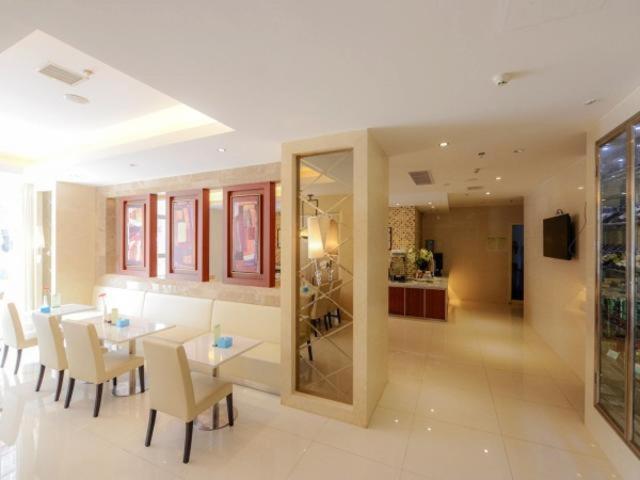 Jinjiang Inn Xianning Yinquan Avenue Hot Spring Hotel Екстер'єр фото
