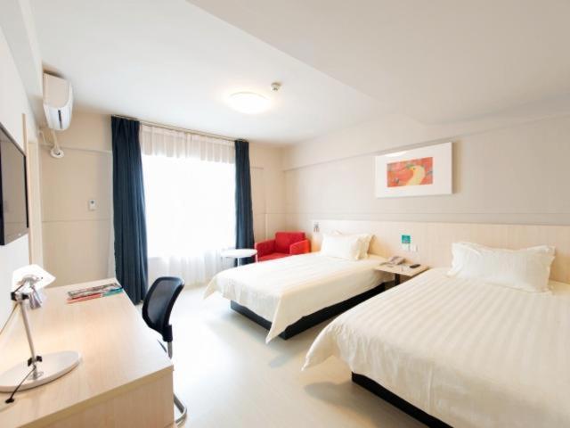 Jinjiang Inn Xianning Yinquan Avenue Hot Spring Hotel Екстер'єр фото