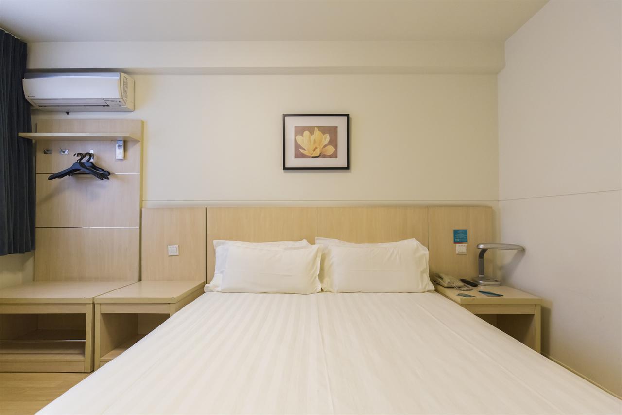 Jinjiang Inn Xianning Yinquan Avenue Hot Spring Hotel Екстер'єр фото